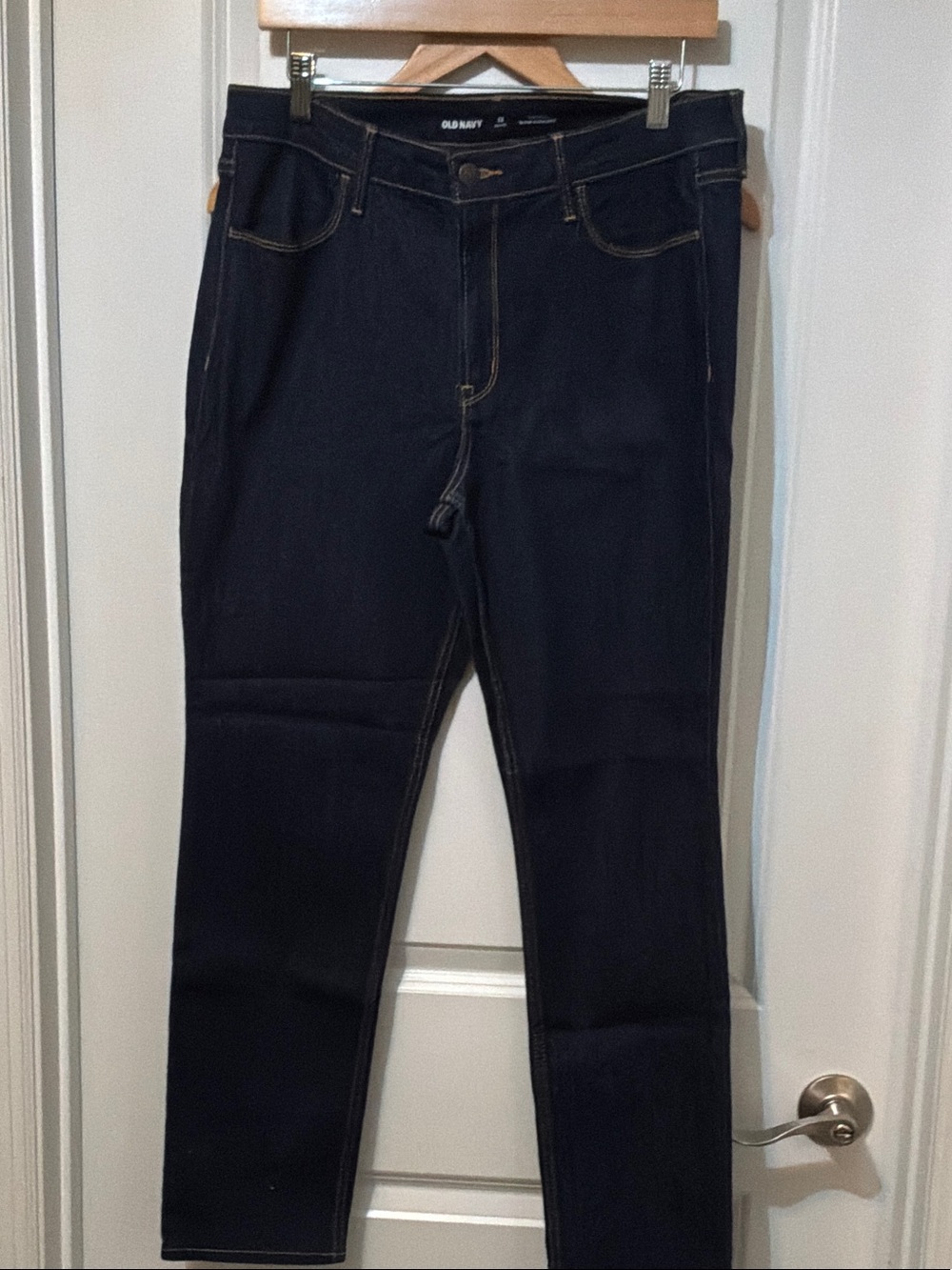 Old Navy Women’s  Navy high rise  Straight Jeans size 12p